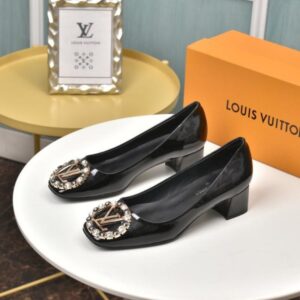 Louis Vuitton Madeleine Pumps 4.5cm Heel with Black Patent Leather and Crystal LV Buckle