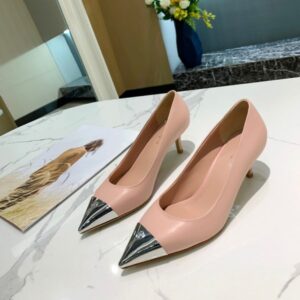 Louis Vuitton Women's Pumps 5.5cm – Pink Leather with Metallic Pointed Toe